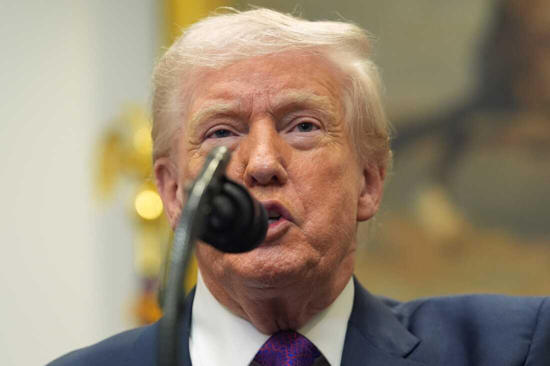 Trump pardons five former NFL players : NPR