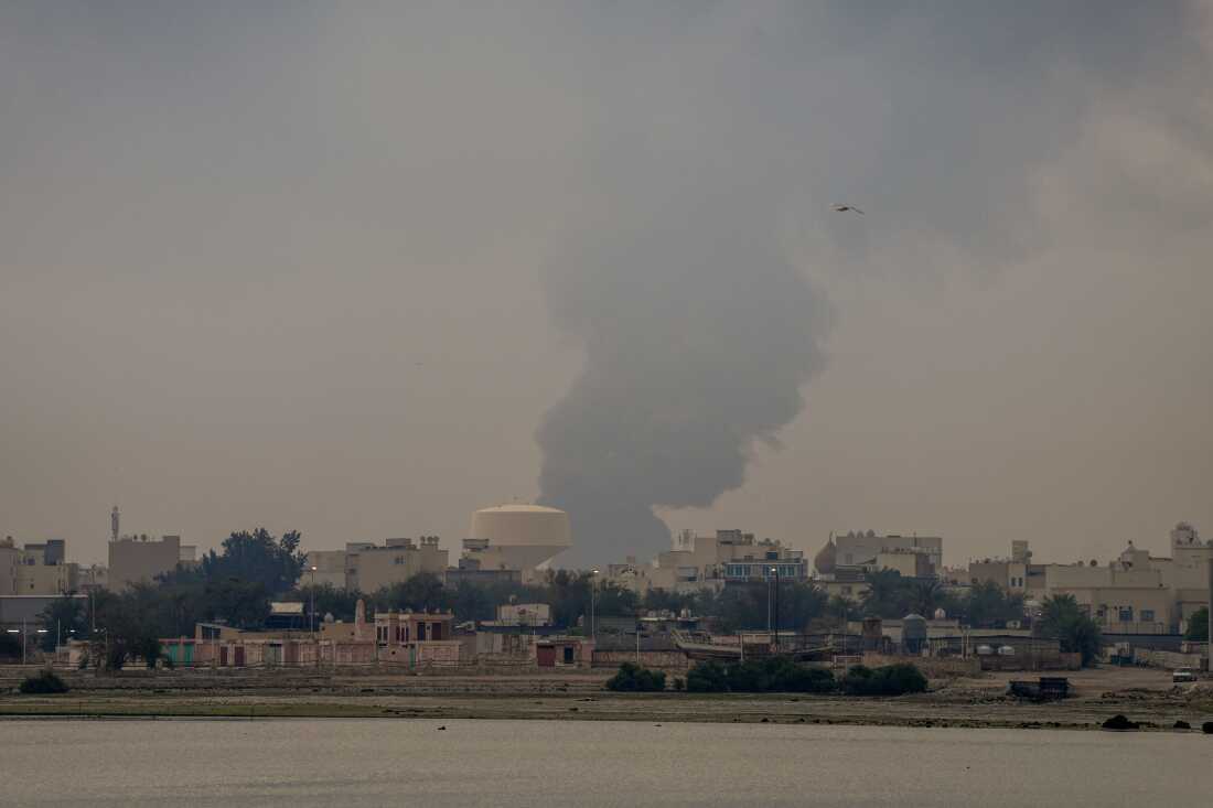 Evacuation of U.S. troops from Mideast base sends community groups scrambling to help : NPR